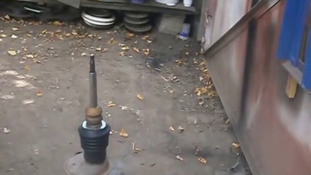 Приспособление для разборки-сборки стойки ВАЗ 2108-... смотреть онлайн