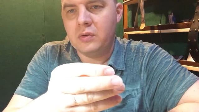 Куда девать медиатор пока играешь перебором на гитаре. смотреть онлайн
