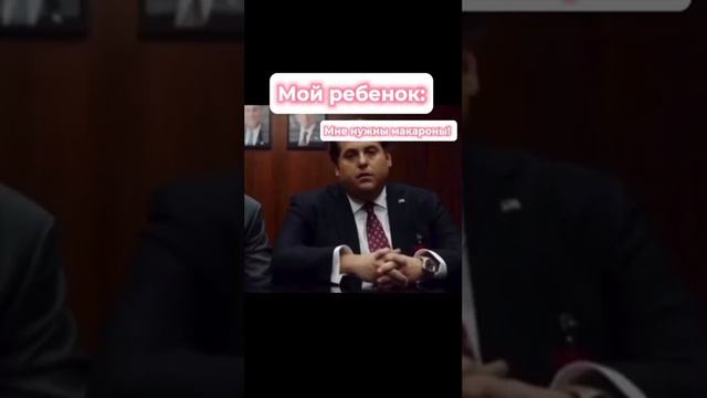 Уговариваю ребенка поесть суп