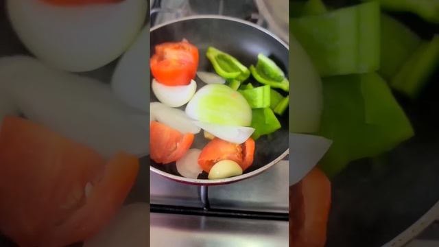 SOPA DE GALLINA INDIA SALVADOREÑA #cocinasalvadoreña #elsalvador #receta #comidasalvadorena