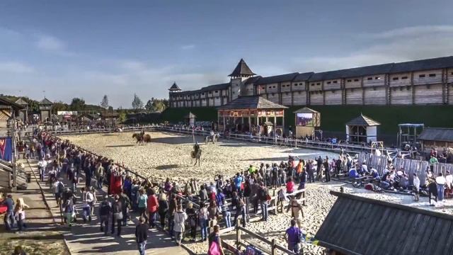 Timelapse Один день из жизни Древнего Киева в Парке Киевская Русь смотреть онлайн