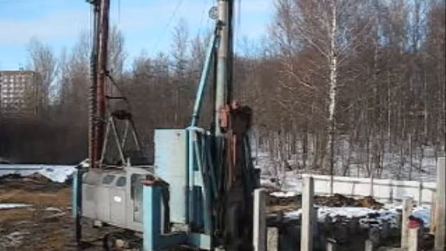 Вдавливание составных свай с применением лидерного бурения смотреть онлайн