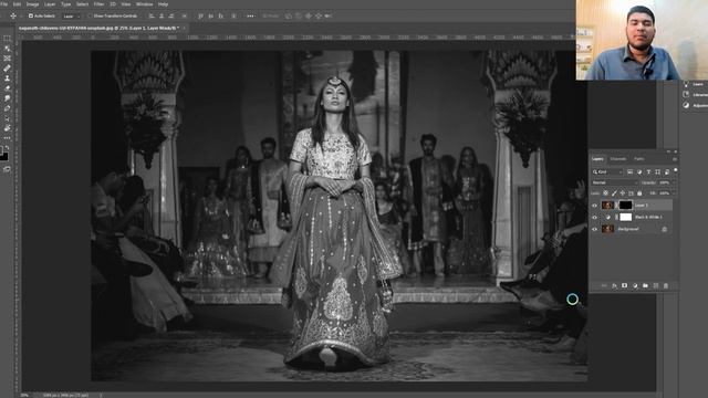 Black & White with Color - Photoshop for Beginners 2023- Class 13 - Urdu / Hindi смотреть онлайн