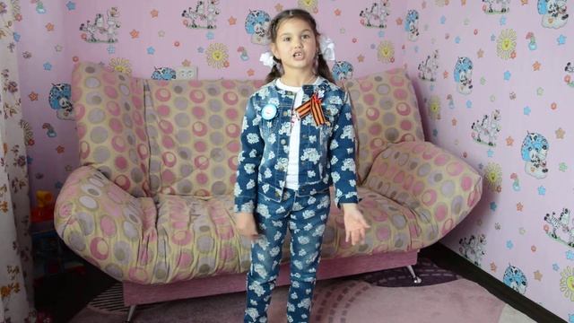 "#станачитающая"МартаМолдовановачитает произведение"Майор привез мальчишку на лофете"К.М.Симонова смотреть онлайн