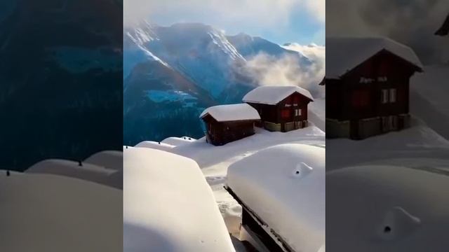 Утро в горах Швейцарии