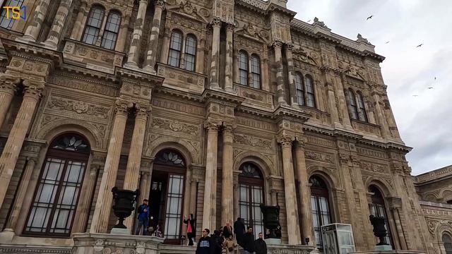 ISTANBUL DOLMABAHÇE PALACE | 4K Walking Tour