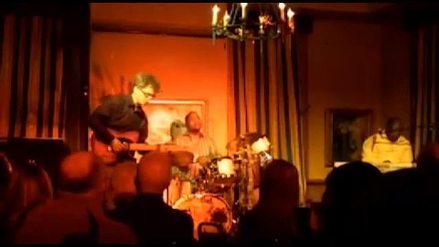 Steve Cunningham - Baritone Slide Guitar "Nothing But The Blood" Hymn смотреть онлайн