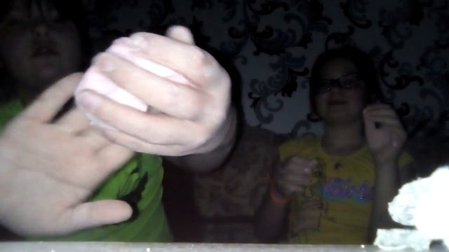 ЛИЗУН из детской пасты , красок, клея ПВА и муки. смотреть онлайн
