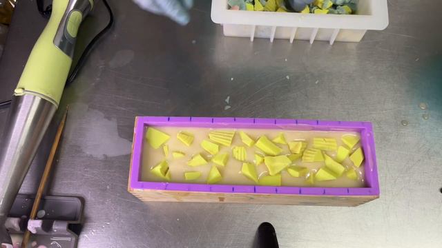 Cold Process Soap | Making Terrazzo Soap with cactus embeds смотреть онлайн