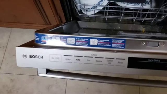 Bosch dishwasher 800 series SHXM78Z55N with zeolite: First use with real dishes, full load. Part 1. смотреть онлайн