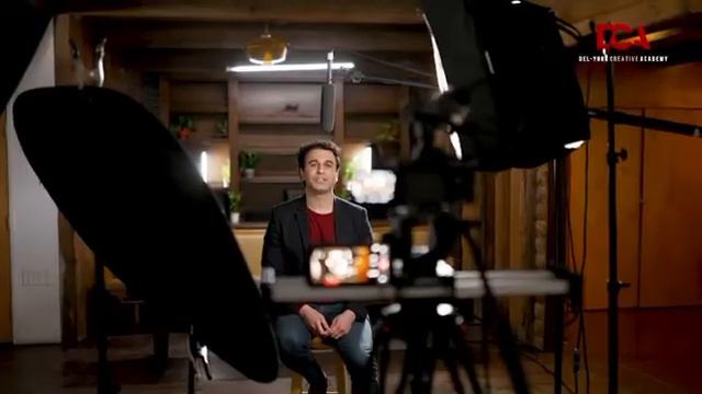 Producer, Sunny Vachher teaches Producing and Business of Filmmaking at Del-York Creative Academy смотреть онлайн