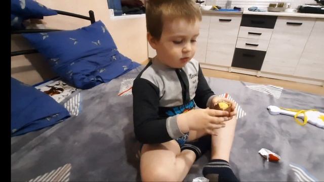 Травма лапки у кота.Чем занять ребенка смотреть онлайн