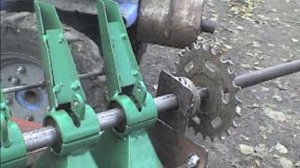 Сеялка к мотоблоку для посева травы .