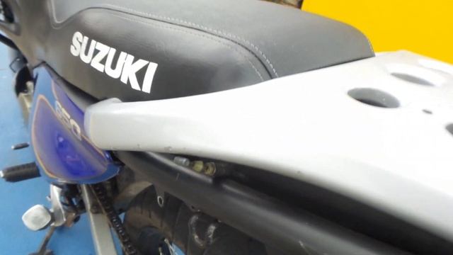 Tumoto Suzuki XF 650 FreeWind смотреть онлайн