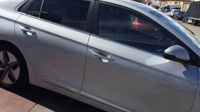 HYUNDAI IONIQ 1.6 HIBRIDO 105CV смотреть онлайн