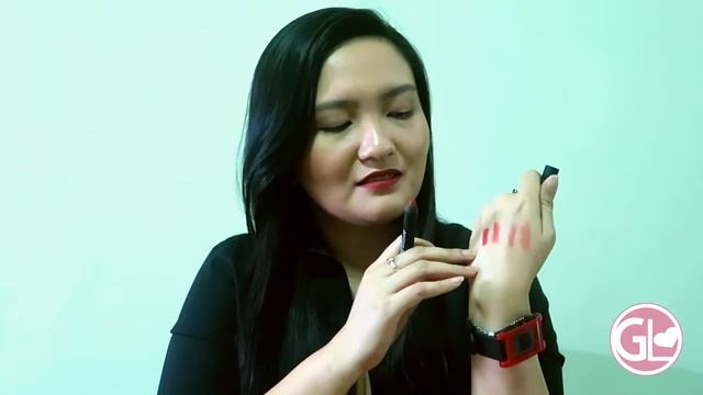 Red Lipsticks Pics for the Love Month смотреть онлайн