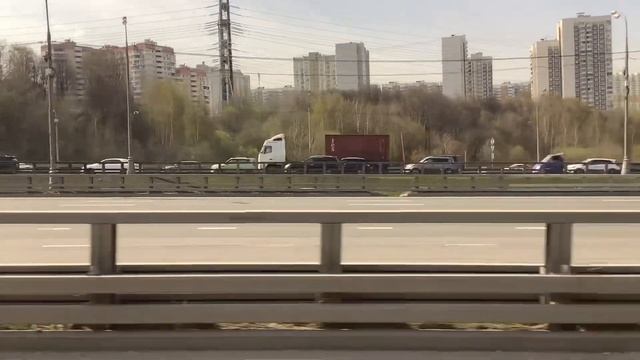 Поездка на автобусе 436 от метро Тушинская до Дома правительства Московской области смотреть онлайн