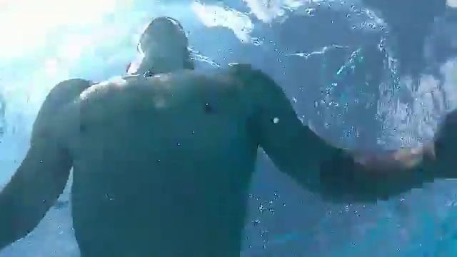Тестируем мейзу под водой смотреть онлайн