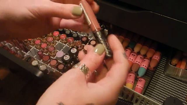 Makeup Collection / Lipstick Edition 2 Mid 2018 смотреть онлайн