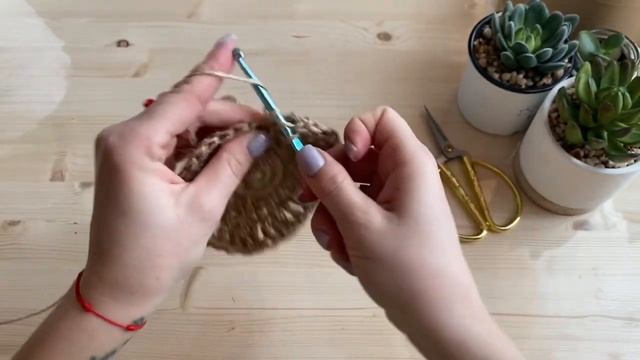 Салфетка из джута крючком /вяжем салфетку из джута за полчаса / сервировочная салфетка крючком смотреть онлайн