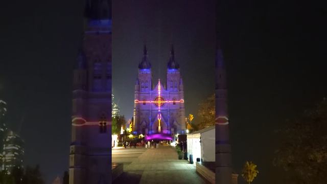 2019 Lights of Christmas "Ascension" at St Mary's Cathedral in Sydney смотреть онлайн
