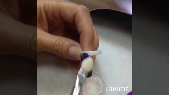 Как нанести зеркальную втирку для ногтей смотреть онлайн