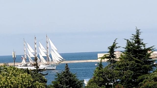 Херсонес входит в Севастополь. смотреть онлайн