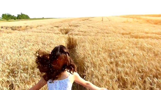 Стих "Июльская пора" смотреть онлайн
