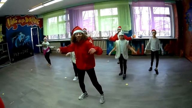 Новогодний танец (тренировка) смотреть онлайн