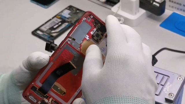 Замена разбитого стекла Samsung S20. Качественная переклейка стекла, как с завода. смотреть онлайн