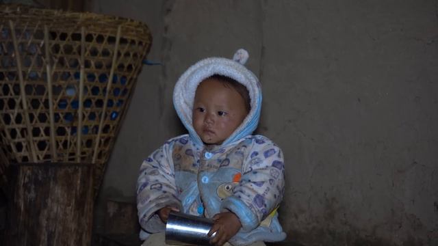 super Buff BONE soup recipe By buffalo herders of Nepal смотреть онлайн