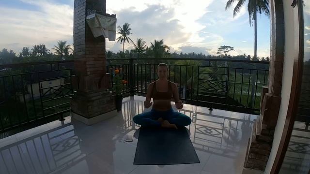 Урок дыхания пранаяма. Прямой эфир. смотреть онлайн