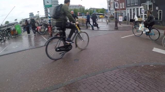 Амстердам. Вело движение смотреть онлайн