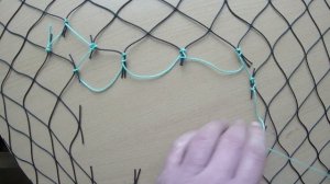 Ремонт рыболовной сети.  Net repair