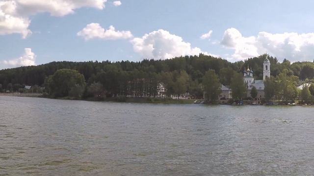 Плёс 5.08.2023. Пешком по холмам. На теплоходе по Волге. Шаляпин. Левитан. Хорошая экскурсия.