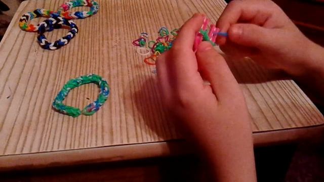 Плетение браслетов из резинок браслет двойной смотреть онлайн