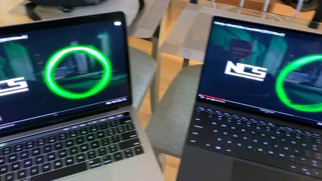 Dell XPS 13 9300 vs MacBook Pro 16 and 13 (Speakers) смотреть онлайн