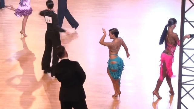 Silenko Evgeniy - Tolstaya Sofiya, 1.8 Rumba смотреть онлайн