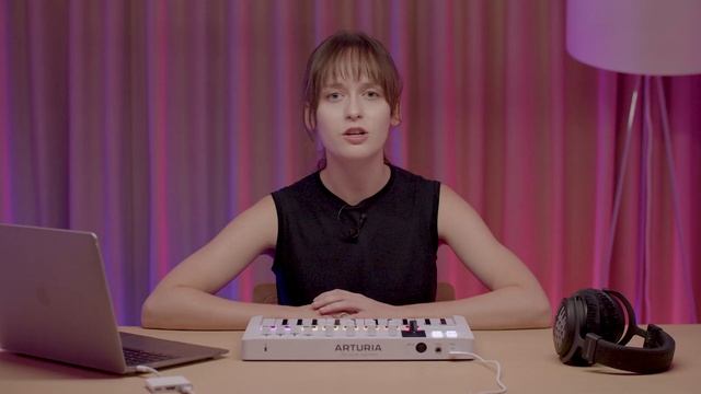 Tutorials | MiniLab 3 - Using Analog Lab смотреть онлайн