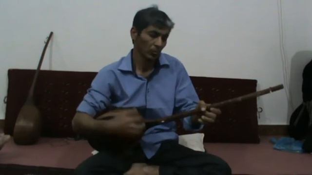TURKMEN DUTAR