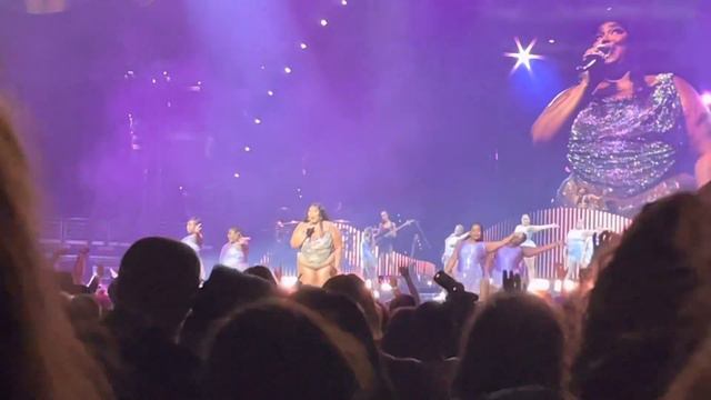 Lizzo 2022 смотреть онлайн