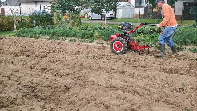 Vyorávání brambor a kultivace půdy. Vari GCV 160/DSK 317/Vyorávací radlička/Kypřič radličkový AKY. смотреть онлайн