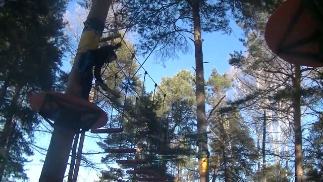 Открытие сезона. Посещение Лесной сказки ( лесной экстрим) парке Гагарина. смотреть онлайн