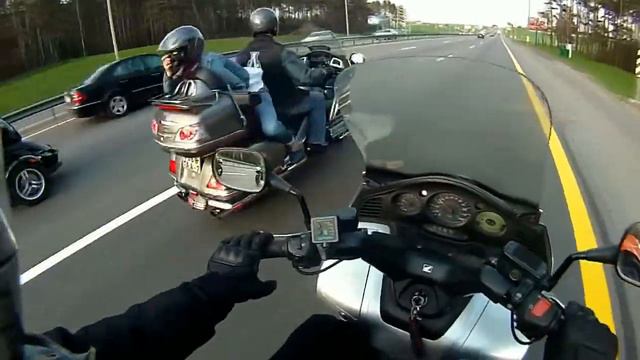 Колонна международного дня мотоциклистки «JUST RIDE»: смотреть онлайн