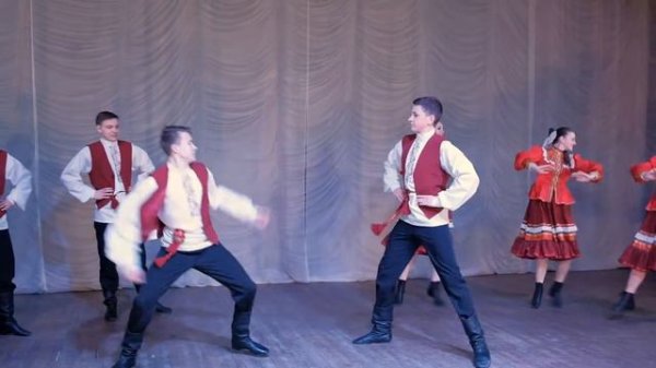 танец "Поулочная".