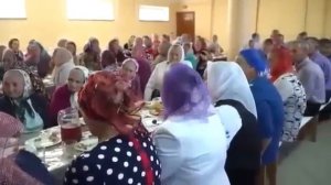 Дом  престарелых,Звонкий голос, Бабушка поет, Поет красиво, песня про детей, до слез.