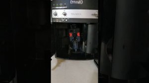 DeLonghi Извлекаем заклинивший блок. how to remove a jammed coffee brewing unit