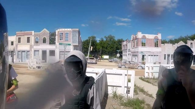Town of Bedlam! Princess Game At CPX Paintball in Joliet IL смотреть онлайн