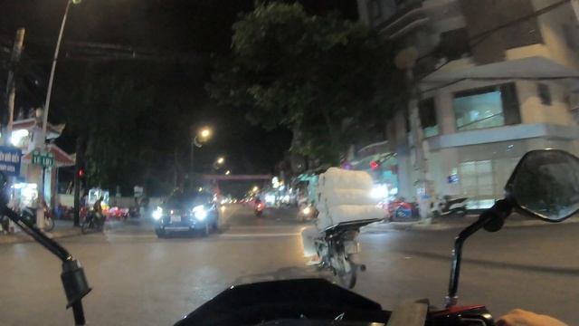 Three (AMAZING) Nights in Vung Tau, Vietnam смотреть онлайн
