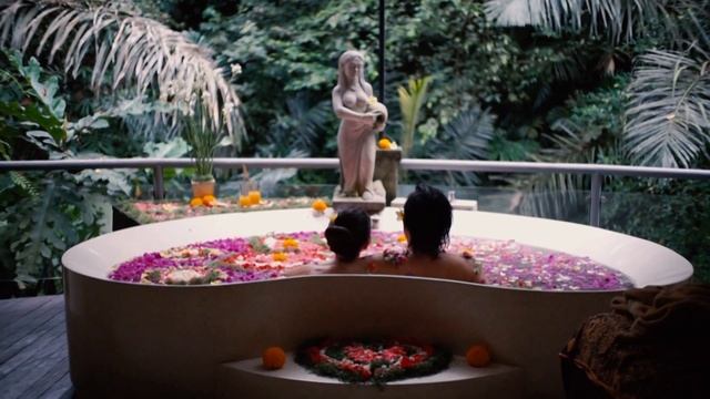 SPA на Бали. Романтический отдых на Бали. Балийский массаж смотреть онлайн